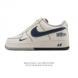 耐克 Nike Air Force 1 '07 Low 空军一号含气垫 低帮百搭厚底增高休闲运动板鞋。柔软、弹性十足的缓震性能和出色的中底设计，横跨复古与现代的