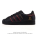 公司级 阿迪达斯 Adidas Superstar 2025年新款鞋子 经典贝壳头系列 新款休闲板鞋潮流男女士运动鞋 。鞋面皮革拼接材质 标志性的贝壳鞋头，简约
