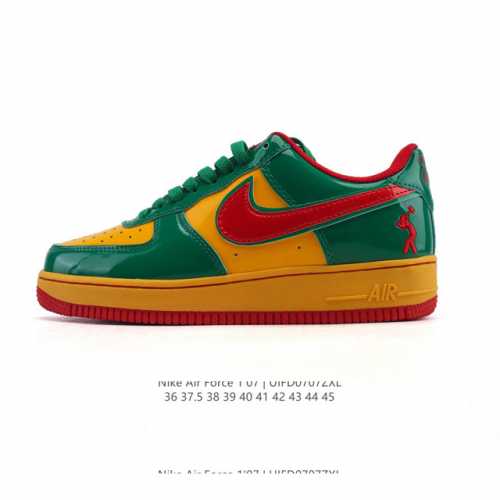 真标 耐克 Nike Air Force 1 '07 Low 空军一号含气垫 小白鞋 低帮百搭厚底增高休闲运动板鞋。柔软、弹性十足的缓震性能和出色的中底设计，横