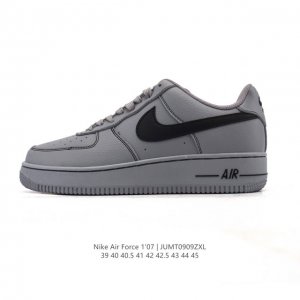 耐克 Nike Air Force 1 '07 Low 空军一号含气垫 小白鞋 低帮百搭厚底增高休闲运动板鞋。柔软、弹性十足的缓震性能和出色的中底设计，横跨复古