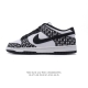 公司级 耐克 Nike Dunk Low Retro 运动鞋复古板鞋，作为 80 年代经典篮球鞋款，起初专为硬木球场打造，后来成为席卷街头的时尚标杆，现以经典细