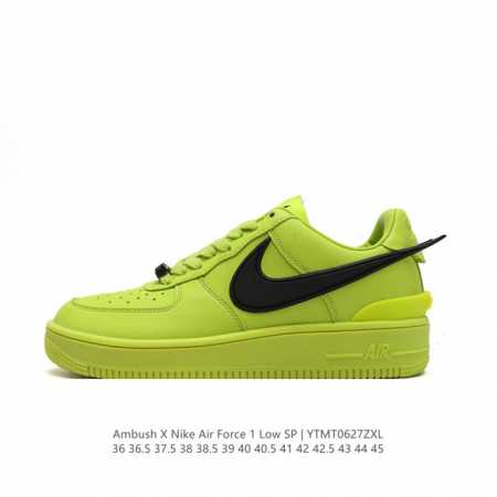 耐克 空军一号 AF1 低帮休闲板鞋 Ambush x Nk Air Force 1'07 Low SP 空军一号联名标志性的Swoosh延伸至鞋跟之外，鞋舌和 - 点击图像关闭