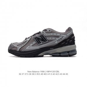新百伦 New Balance M 6系列 复古运动鞋单品宝藏老爹鞋款。作为nb最经典的档案鞋型之一，与2002一样， 6有着nb最成熟的技术加持和复古款式，而