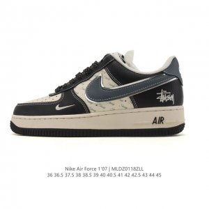 特价 耐克 Nike Air Force 1 '07 Low 空军一号含气垫 小白鞋 低帮百搭厚底增高休闲运动板鞋。柔软、弹性十足的缓震性能和出色的中底设计，横