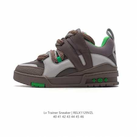 公司级 路易威登 Louis Vuitton Lv路易威登板鞋 时尚运动鞋 潮厚底增高男鞋 。舒适防滑底和百搭性霸屏整个时尚娱乐圈，细节调整完美主义！鞋面采用柔 - 点击图像关闭