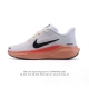 颠覆式升级！Nike 飞马新鞋 触感柔软，质感升级！随着“耐克 蓝图 系列”在巴黎的盛大发布，全新一代 登月41代 Nike pegasus 41运动老爹鞋也正