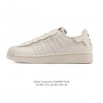 阿迪达斯 Adidas Superstar 2025年新款鞋子 蛇年新款经典贝壳头系列 新款休闲板鞋潮流女士运动鞋 。鞋面柔软皮革拼接材质 标志性的贝壳鞋头，简