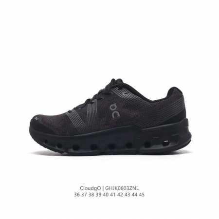 On昂跑 全新综合体能训练运动鞋cloud X 舒适乐趣跑，缓震、轻量。On昂跑 Cloudsurfer上演中底“变形计” ，打破传统格局缔造柔软脚感。On昂跑 - 点击图像关闭