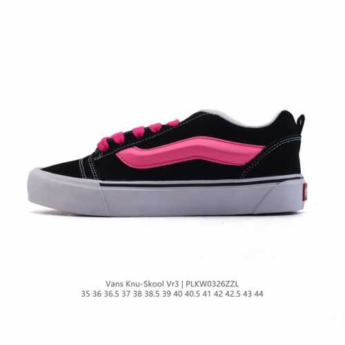 140 万斯 Vans Knu-Skool Vr3 Lx 面包鞋皮革拼接鞋面。坎普尔·茱利安系列低帮复古硫化休闲运动板鞋“肥胖版大Logo”要说整个2023年最