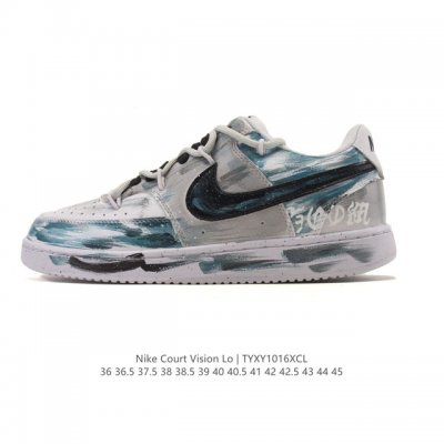 公司级 耐克Nike Court Vision Low 校园风低帮复古篮球板鞋运动鞋 解构绑带 双鞋带。延续80年代复古篮球鞋，添加学院风细节。皮革组合鞋面，利