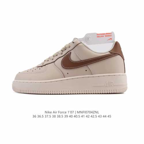 公司级 耐克 Nike Air Force 1 '07 Low 空军一号含气垫 小白鞋 低帮百搭厚底增高休闲运动板鞋。柔软、弹性十足的缓震性能和出色的中底设计，