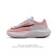 公司级 耐克 Nike Zoom Fly 5 运动鞋公路跑鞋竞速跑步鞋厚底增高老爹鞋。采用耐用的设计，不仅可以部署在您最喜欢的比赛的起跑线上，还可以部署在征服后