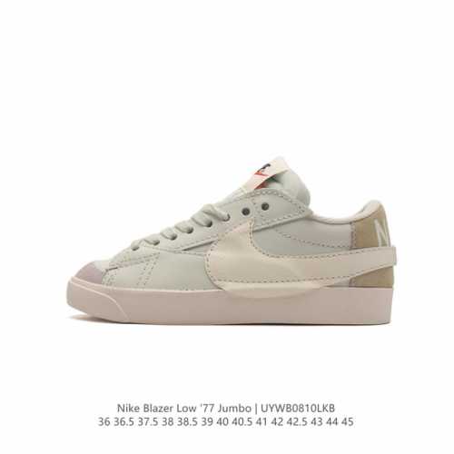 耐克 Nike Blazer Low '77 Jumbo 运动鞋，抓地板鞋，革新重塑经典街头人气鞋款，采用人气传统外观，巧搭大号耐克勾勾设计和宽大鞋带。柔软泡绵