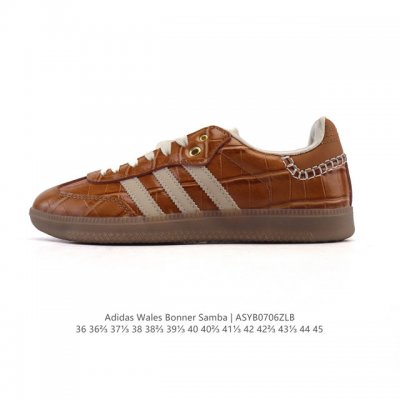 阿迪达斯 德训鞋 经典复古低帮休闲运动慢跑鞋Wales Bonner X Adidas 全新秋冬系列联名鞋款 经典运动板鞋。该鞋采用皮革制成，含别致缝线设计,灵