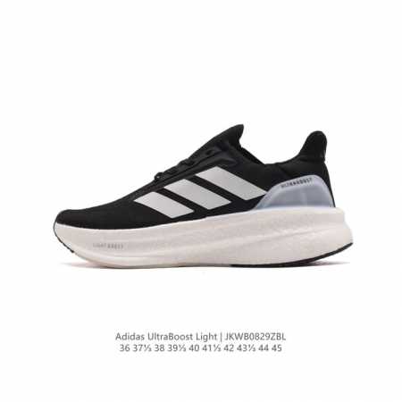 阿迪达斯 .老爹鞋 全新adidas Ultra Light Boost 系列超轻升级，10周年新一代缓震运动跑鞋。在阿迪达斯boost跑鞋面世十周年之际，阿迪 - 点击图像关闭