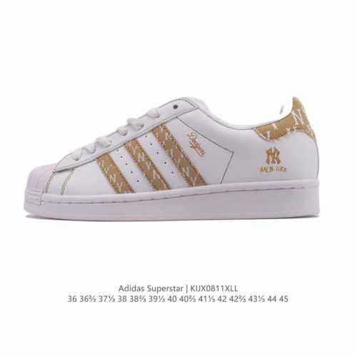 公司级 阿迪达斯 Adidas Superstar 2025年新款鞋子 蛇年新款 经典贝壳头系列 新款休闲板鞋潮流男女士运动鞋 。鞋面皮革拼接材质 标志性的贝壳