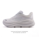 公司级 Hoka畅行无阻 Hoka One One Bondi 9 舒适百搭耐磨轻便 低帮跑步鞋 男女款。Bondi 9 最显著的变化在于其鞋底单元，原本扎实可