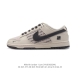 公司级 耐克 乔丹Air Jordan 1 Low AJ1 乔1 乔丹1代aj1 低帮复古文化休闲运动篮球鞋。从1985 年面世的元年款汲取设计灵感，采用简洁大