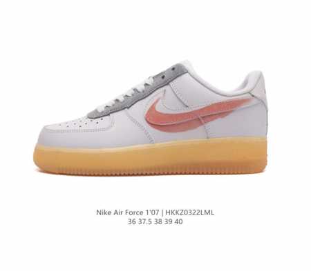 耐克 Nike Air Force 1 '07空军一号经典篮球鞋休闲运动鞋穿上 Air Force 1 '07 运动鞋革新经典篮球鞋 助你踢踩跳跺 滑步旋转 自 - 点击图像关闭