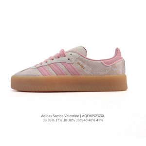 adidas 阿迪达斯 女款运动鞋 三叶草Samba Velentine 休闲鞋 德训鞋 2025年新款 蛇纹皮革鞋面 复古板鞋经典运动鞋 一款阿迪达斯的Sam