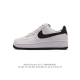 耐克 Nike Air Force 1 '07 Low 空军一号含气垫 低帮百搭厚底增高休闲运动板鞋 小白鞋 。柔软、弹性十足的缓震性能和出色的中底设计，横跨复