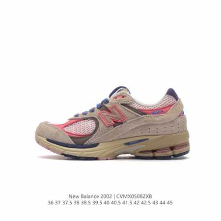新百伦 New Balance 2002R 跑鞋 男女运动鞋厚底老爹鞋。沿袭了面世之初的经典科技，以 Encap 中底配以升级版 N-Ergy 缓震物料。鞋面则 - 点击图像关闭