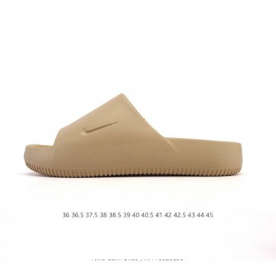 耐克 Nike Calm Slide 经典运动拖鞋时尚厚底增高男女一字拖鞋 沙滩鞋，拖鞋的外观十分吸引人，融合了舒适与时尚的元素，延续了简约独特的美学风尚，一体