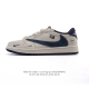 公司级 耐克 乔丹Air Jordan 1 Low Aj1 乔1 乔丹1代Aj1 倒钩 低帮复古文化休闲运动篮球鞋。从1985 年面世的元年款汲取设计灵感，采用