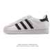 阿迪达斯 Adidas Superstar 2025年新款鞋子 经典贝壳头系列 新款休闲板鞋潮流男女士运动鞋 。鞋面皮革拼接材质 标志性的贝壳鞋头，简约的线条。