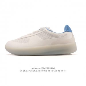 公司级 Lululemon Cityverse 露露乐蒙 板鞋 小白鞋，Lulu家的第一双男女同款板鞋，做的真心不错，颜值挺高的，上脚很轻盈，脚感还算舒适，整体