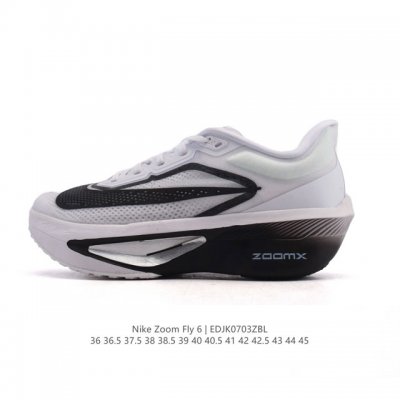 公司级 Nike耐克Zoom Fly 6 马拉松碳板米黑跑步鞋男女同款运动鞋Fn8455-001春新款Zoom Fly 6 Prm缓震轻便跑步鞋。这款鞋在继承了