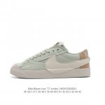 耐克 Nike Blazer Low '77 Jumbo 男女子运动鞋，抓地板鞋，革新重塑经典街头人气鞋款，采用人气传统外观，巧搭大号耐克勾勾设计和宽大鞋带。柔
