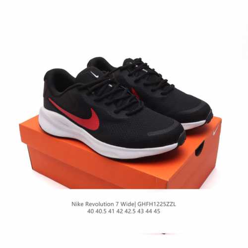 耐克 Nike Revolution 7 Wide 公路跑步鞋 宽版 厚底增高老爹鞋透气网面运动鞋。采用柔软缓震设计，具有出色支撑力，为你开启跑步新境界。这款公