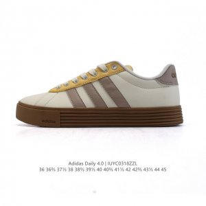 140 【新品】Adidas阿迪达斯官方轻运动Daily 4.0男女复古百搭休闲板鞋经典舒适 防滑耐磨 低帮 板鞋鞋面皮革材质，深蓝色三道杠，美拉德氛围感，橡胶