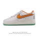 特价 耐克 Nike Air Force 1 '07 Low 空军一号含气垫 低帮 小白鞋 百搭厚底增高休闲运动板鞋。柔软、弹性十足的缓震性能和出色的中底设计，
