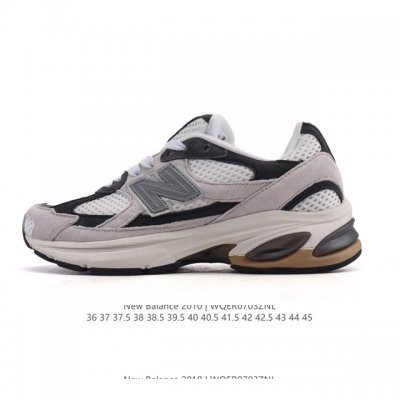 公司级 新百伦 New Balance2010英产做旧鞋款纯色绒运动鞋 厚底增高老爹鞋。此复刻经典鞋款，加入当下大热的户外元素，以曾经篮球鞋款型式样加以打造鞋款