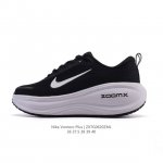 新品公司级 耐克Nike Vomero Plus 反转Swoosh｜跑鞋圈新王！厚底增高运动跑步鞋 时尚老爹鞋 这双Vomero Plus真的太绝了！反转Swo