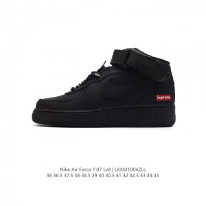 耐克supreme X Nike Air Force 1 Low 空军一号中帮 魔术贴 Af1联名supreme 纯黑红标板鞋，原楦头原纸板，打造纯正空军版型。