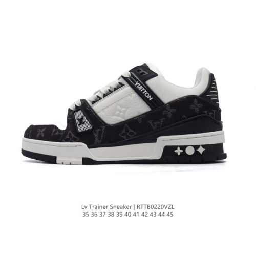 公司级 路易威登 Louis Vuitton Lv路易威登板鞋 时尚运动鞋 浮雕老花Logo 潮厚底增高鞋 。舒适防滑底和百搭性霸屏整个时尚娱乐圈，细节调整完美