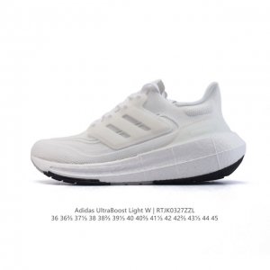 140 阿迪达斯 .老爹鞋 全新Adidas Ultra Light Boost 系列超轻升级，10周年新一代缓震运动跑鞋。在阿迪达斯Boost跑鞋面世十周年之