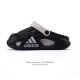 新品 阿迪达斯 Adidas Superstar洞洞鞋 25夏季新款洞洞鞋男士外穿时尚沙滩踩屎感透气凉拖鞋 舒适透气 耐磨 轻运动 洞洞鞋 凉鞋，鞋子柔软舒适，