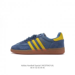 阿迪达斯 Adidas Handball Spezial 三叶草学院风复古休闲板鞋 德训鞋 橡胶底柔软皮革经典运动鞋男士板鞋。圆头、缝合拼接设计、正面绑带、鞋舌