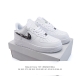 130 耐克 Nike Air Force 1 '07 Low 空军一号含气垫 小白鞋 低帮百搭厚底增高休闲运动板鞋。柔软、弹性十足的缓震性能和出色的中底设计，
