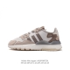 真爆 阿迪达斯 Adidas Nite Jogger 全新配色王嘉尔代言款运动鞋。织物透气鞋面 夜行者 3M反光 真爆大底复古跑鞋。 针织透气网布搭配皮革拼接打