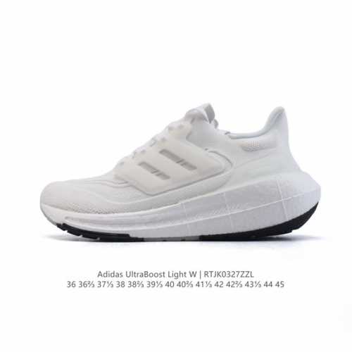140 阿迪达斯 .老爹鞋 全新Adidas Ultra Light Boost 系列超轻升级，10周年新一代缓震运动跑鞋。在阿迪达斯Boost跑鞋面世十周年之