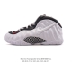 公司级 耐克Nike Air Foamposite One 男鞋 时尚运动鞋潮篮球鞋，它是一双内场的后卫战靴，97年1月份首期发行，使用Foamposite一次