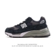 公司级 新百伦New Balance 992 复古风格简约经典舒适百搭时尚休闲鞋缓震透气跑步鞋。鞋面采用猪皮革与织物相结合，尼龙网布在拼接工序上极为繁复，彰显质