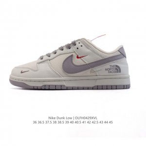 公司级 耐克 Nike Dunk Low Retro 运动鞋复古板鞋。作为 80 年代经典篮球鞋款，起初专为硬木球场打造，后来成为席卷街头的时尚标杆，现以经典细