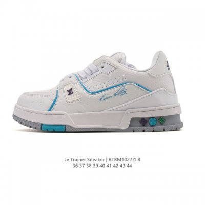 路易威登 Louis Vuitton Lv路易威登板鞋 时尚运动鞋潮厚底增高男女鞋。舒适防滑底和百搭性霸屏整个时尚娱乐圈，细节调整完美主义！采用柔软皮革拼接鞋面