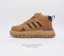Adidas Shoes 新款阿迪达斯马丁靴 潮流百搭慢跑鞋 休闲靴子 经典中帮运动板鞋 可以说是 Adidas 阿迪达斯最具标志性的运动鞋 拥有50多年的标志